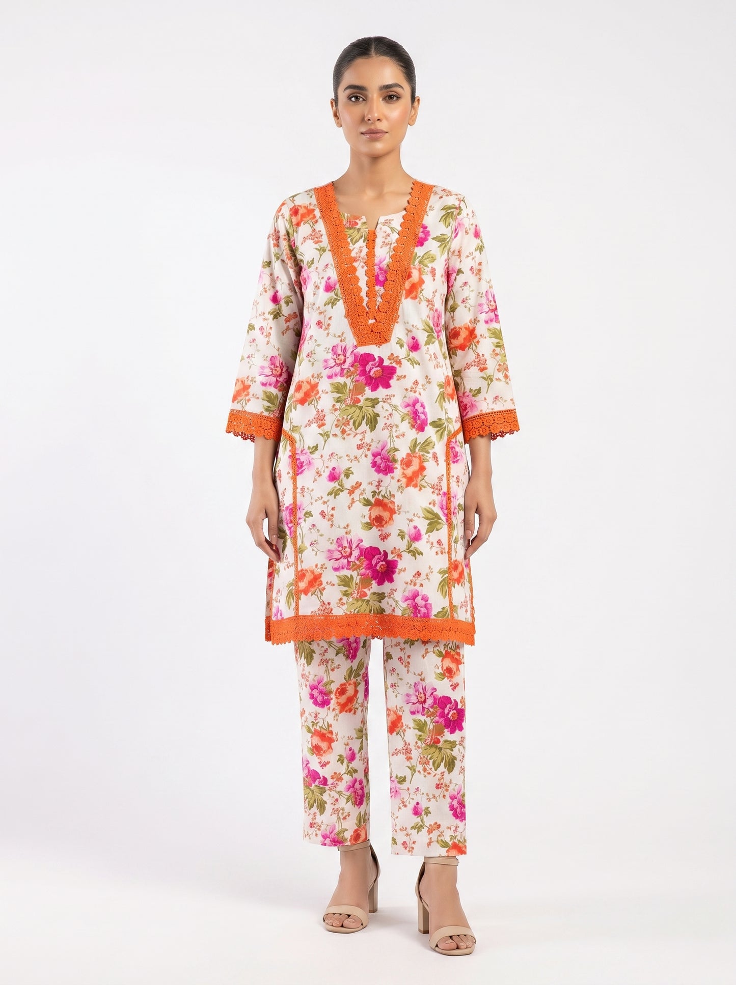 Summer Collection – Floral Printed 2-Piece Lawn Suit (Copy)