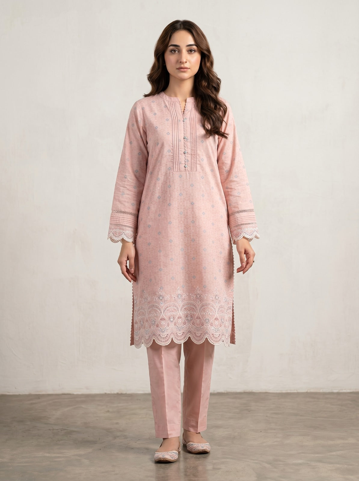 Elegant Embroidered Blush Pink 2-Piece Lawn Suit with Scalloped Details 🌸