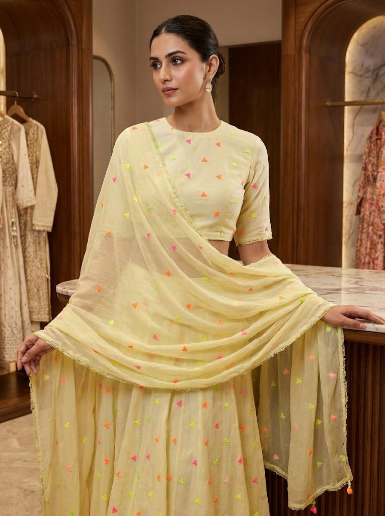 Pastel Yellow Embellished 3-Piece Suit with Flowy Dupatta 💛